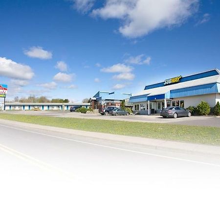Motel Claude Degelis Eksteriør billede